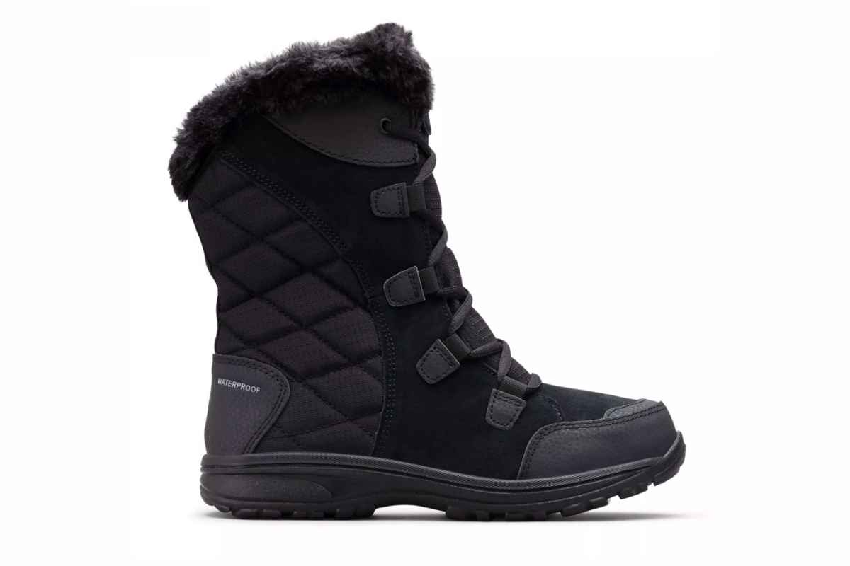 A Local’s Guide To The 21 Best Chicago Winter Boots | Travel Notes And ...