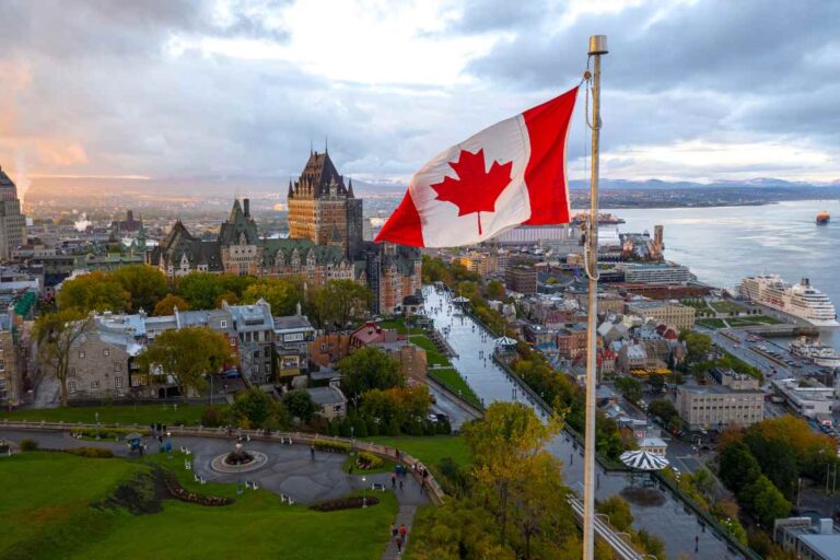 The 8 Best Montréal Tours to Québec City To Book in 2025